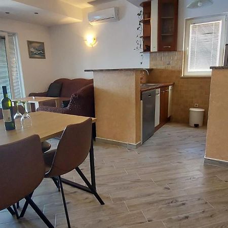 Adriatic - Apartment With Jacuzzi Sobra المظهر الخارجي الصورة